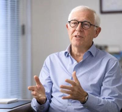 Le Dr François Turmel, président du Syndicat National des Médecins Esthétiques, lors d’un entretien sur la régulation des injections esthétiques.