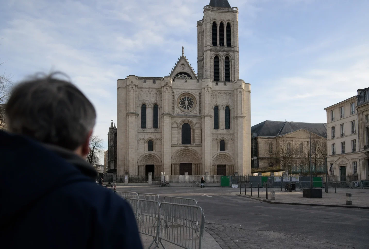 La basilique-cathédrale de Saint-Denis, monument central de la ville et repère de son histoire chrétienne.